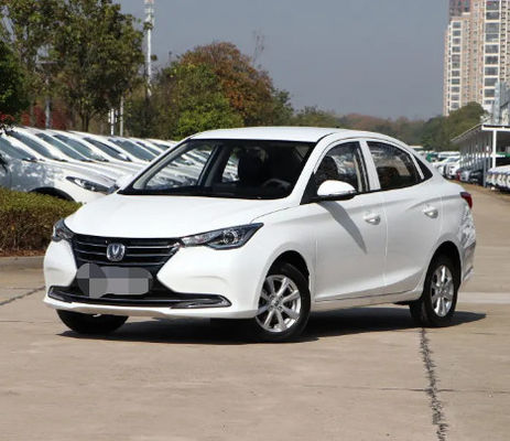 家族のためのChangan使用されたYueXiangガソリン式車1.5L 107Hp L4