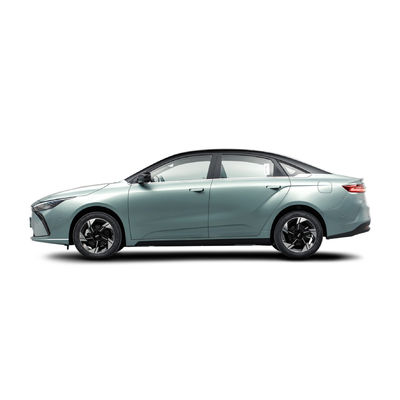 2024 中国 ジーリー ジオメトリ G6 新型電気自動車 ジーリー ジオメトリ G6 EV 自動車 高バッテリー寿命 中央制御 大画面