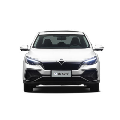 長い巡航は自動車EV Dongfeng Venucia D60EV長い巡航によってが車家族のための420km EV及ぶ420kmの及ぶ