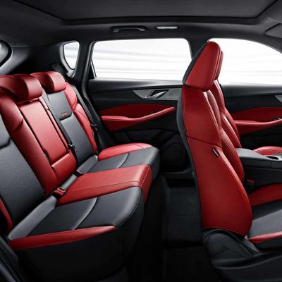 5 1.4T 160HP L4のシロナガス クジラNEとseater秒針ユーズド・カーChangan Cs35