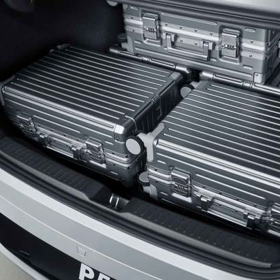 家族のための標準的なEv車のXiaopeng P5真新しい0kmエネルギー車の5座席自動車