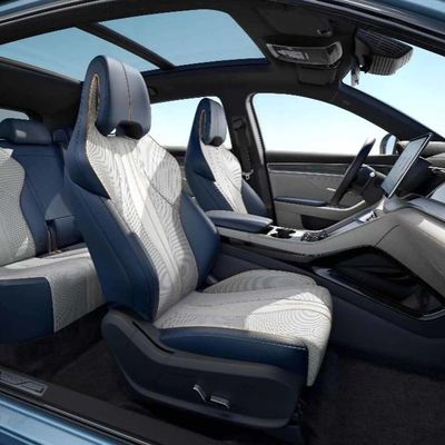 2024年 新エネルギー電気自動車ハイブリッド 5人乗りSUV フラグシップ505km