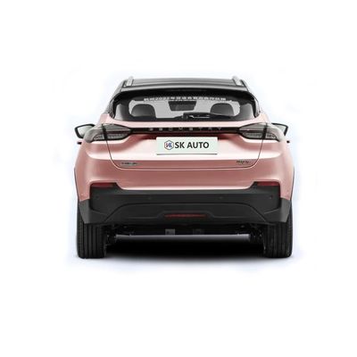 家族のためのGeelyの幾何学M6の普通サイズSUV 150km/H 5のドア5 Seaterは移動する