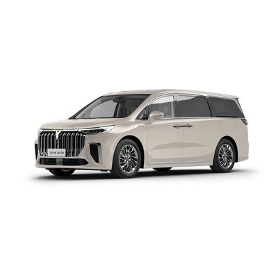 VOYAHの夢みる人のビジネス家族のための贅沢な旗艦MPV EV 7の座席Lantu EV車
