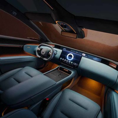 新発売の700km 純電気走行距離 永久磁石モーター アバター12 電動車