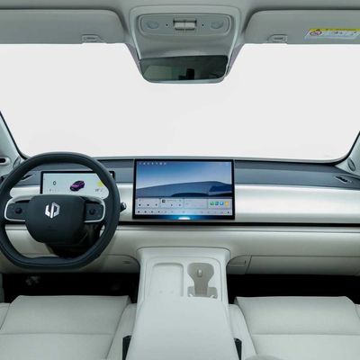 2024 Leapmotor C16 長距離大型SUV 車ハイブリッド車1.5T 6座大型高級SUV 長距離電気自動車