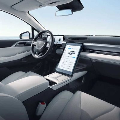 Xiaopeng P5大人のための新しいエネルギー車420kmの範囲のセダンの電気自動車