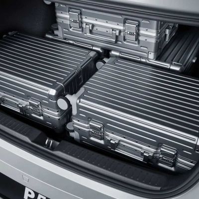 Xiaopeng P5大人のための新しいエネルギー車420kmの範囲のセダンの電気自動車
