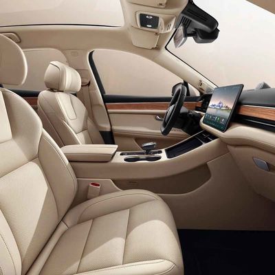2024 AITO M5 新エネルギー車両 純電気自動車 272HP 5ドア 5席 走行距離 602KM