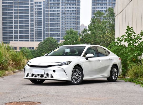 トヨタ ミッドサイズのセダン キャムリー 206Nm トーク 173PS馬力 2024