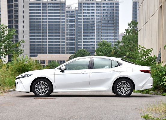 トヨタ ミッドサイズのセダン キャムリー 206Nm トーク 173PS馬力 2024