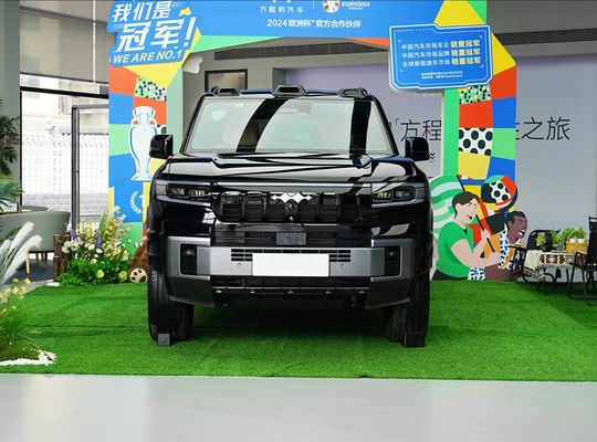 2025 急速充電 BYD EV カー レオパード 8 0.27 時間充電時間 180 Km/h 最高速度と自動トランスミッション