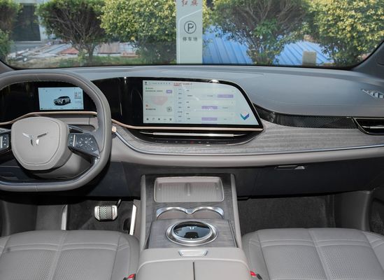 202/253 KW モーター 香港型 リムジン 電動車 最大速度200km/h 長さ4925mm