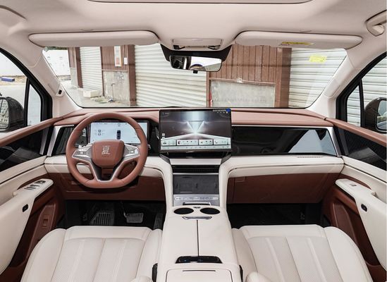 1100kmの範囲 BYD Xia MPV 5145MM 長さ ビジネスと家庭用電気自動車