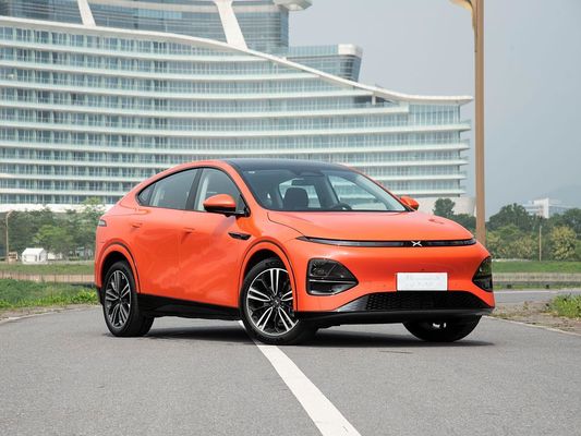 2025 パワフル Xpeng G6 68.5/80.8 KWh バッテリー容量と長距離で0.2hrの高速充電時間