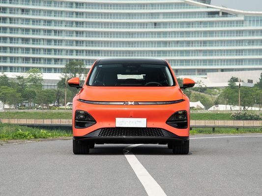 2025 パワフル Xpeng G6 68.5/80.8 KWh バッテリー容量と長距離で0.2hrの高速充電時間