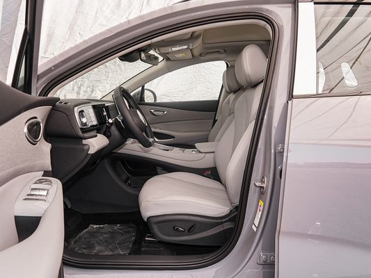 タッチスクリーンディスプレイ インテリア 特徴 2025 モデル BYD EV 車 屋根付き バッテリー エネルギー 60.9kWh 充電速 電動車 熱売り