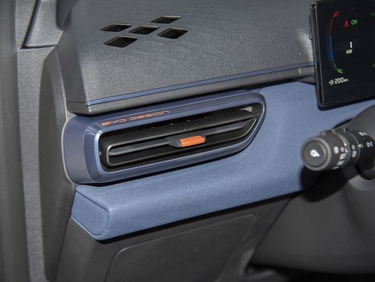 2025 モデル 新型 BYD シガール 充電速度の高い電気自動車 熱売 ミニ EV 長距離,大きなバッテリー 405KM
