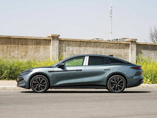 2025 パワフル ハン L BYD 電動車両 最大出力 500 KW 革のリード 1000V 高電圧高速充電