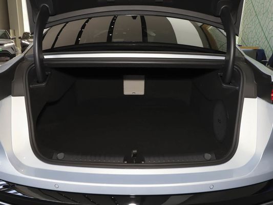 2025 パワフル ハン L BYD 電動車両 最大出力 500 KW 革のリード 1000V 高電圧高速充電