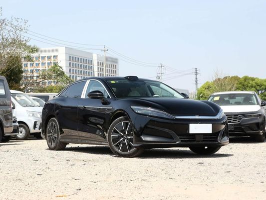 モデル 車両 601km 走行距離 83.2kWh バッテリー容量 AWD 急速充電 陽台 屋根 高電圧構造 家族にとって快適
