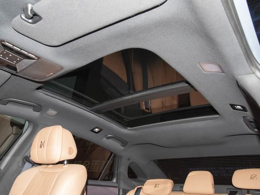 モデル 車両 601km 走行距離 83.2kWh バッテリー容量 AWD 急速充電 陽台 屋根 高電圧構造 家族にとって快適