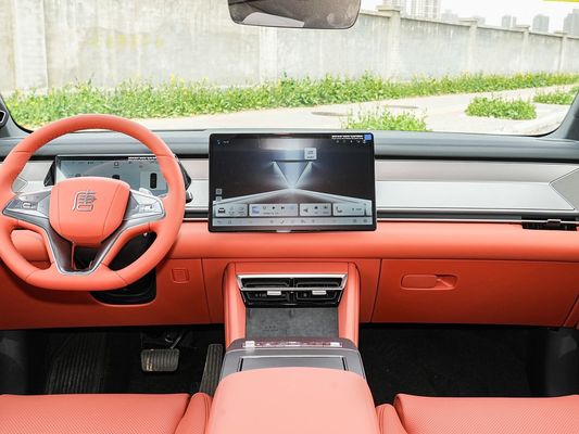 2025 BYD パフォーマンスのための新型電気自動車 Tang L 810kW パワー AWD 急速充電 1000w/h 600km 走行距離 長距離 7席 屋根付き