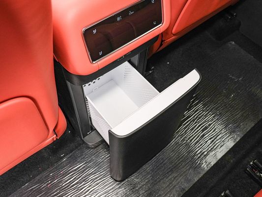 2025 BYD パフォーマンスのための新型電気自動車 Tang L 810kW パワー AWD 急速充電 1000w/h 600km 走行距離 長距離 7席 屋根付き
