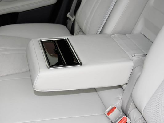 350kWのモーターパワー 全電動SUV ホンダS7 ロングレンジ 650km 急速充電EV 新品 熱売り 家庭用 屋根付き