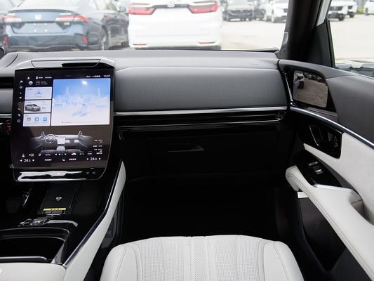 350kWのモーターパワー 全電動SUV ホンダS7 ロングレンジ 650km 急速充電EV 新品 熱売り 家庭用 屋根付き