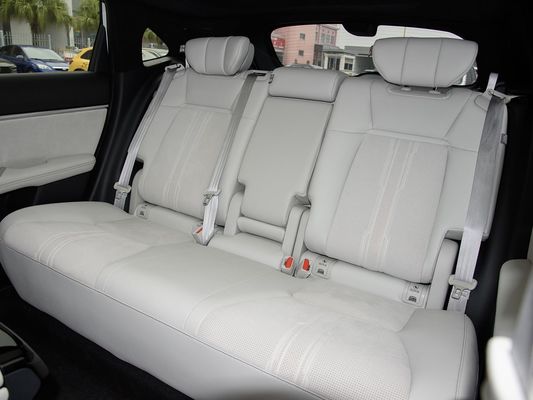 350kWのモーターパワー 全電動SUV ホンダS7 ロングレンジ 650km 急速充電EV 新品 熱売り 家庭用 屋根付き