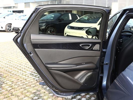 2025 BYD EV カーシール AWD パフォーマンス ロングレンジ 600KM 急速充電 電動車 四輪駆動 電気自動車 屋根付き