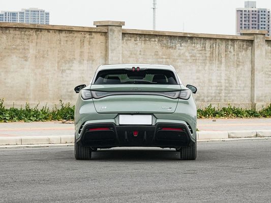2025 BYD 電気自動車シール 06GT 0.33 Hrs の急速充電時間とパフォーマンス ロングレンジ 550KM 家族のための太陽屋根付きの大きなバッテリー
