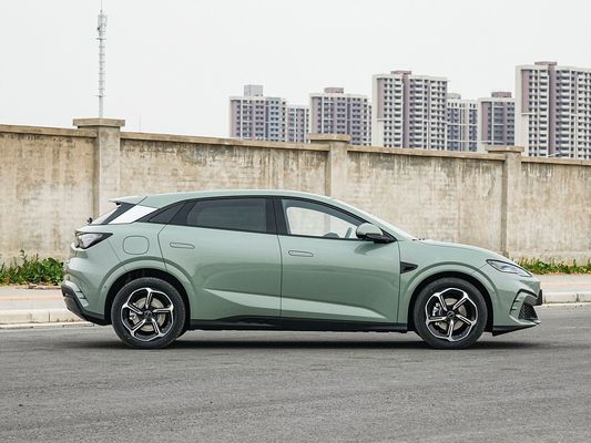 2025 BYD 電気自動車シール 06GT 0.33 Hrs の急速充電時間とパフォーマンス ロングレンジ 550KM 家族のための太陽屋根付きの大きなバッテリー