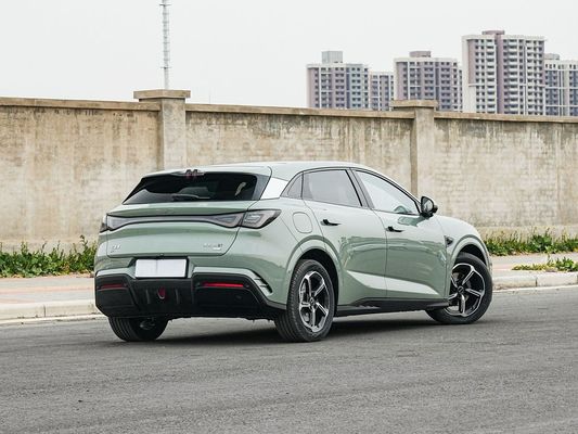 2025 BYD 電気自動車シール 06GT 0.33 Hrs の急速充電時間とパフォーマンス ロングレンジ 550KM 家族のための太陽屋根付きの大きなバッテリー