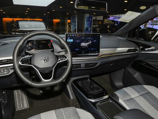 2025 VW ID4 新モデル 最良オファー 電気自動車 熱売り EV フォルクスワゴン 601km 走行距離 0.67hr 充電時間