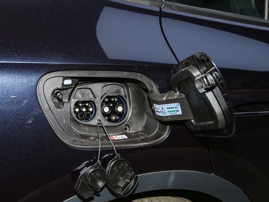 2025 VW ID4 新モデル 最良オファー 電気自動車 熱売り EV フォルクスワゴン 601km 走行距離 0.67hr 充電時間