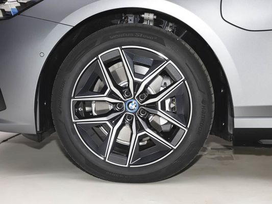2025 BMW I5 高級電動車 良い性能 xDrive ロングレンジ 651KM 急速充電EV 新型セダン 屋根付き BMW 5シリーズ