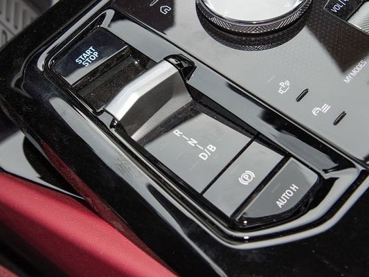 2025 BMW I5 高級電動車 良い性能 xDrive ロングレンジ 651KM 急速充電EV 新型セダン 屋根付き BMW 5シリーズ