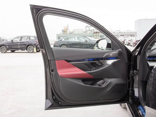2025 BMW I5 高級電動車 良い性能 xDrive ロングレンジ 651KM 急速充電EV 新型セダン 屋根付き BMW 5シリーズ
