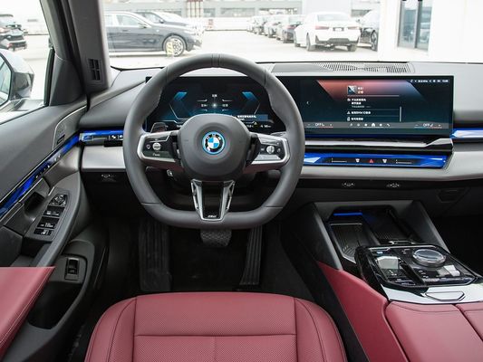 2025 BMW I5 高級電動車 良い性能 xDrive ロングレンジ 651KM 急速充電EV 新型セダン 屋根付き BMW 5シリーズ