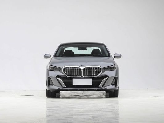 新型BMW I5 eDrive 2025 熱売 電気自動車 走行距離700km以上 EV 急速充電 リムジン セダン